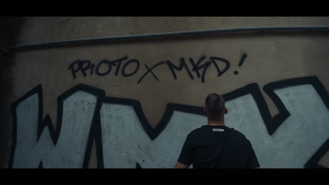 Proto x MKD - Weiss Männlich Kampfbereit